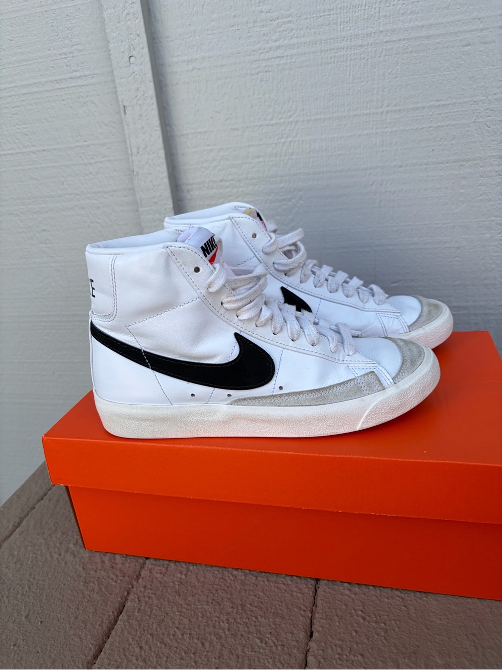 Nike Women’s Blazer Mid '77 White Sneakers with Black Nike Swoosh - Picture 3 of 7